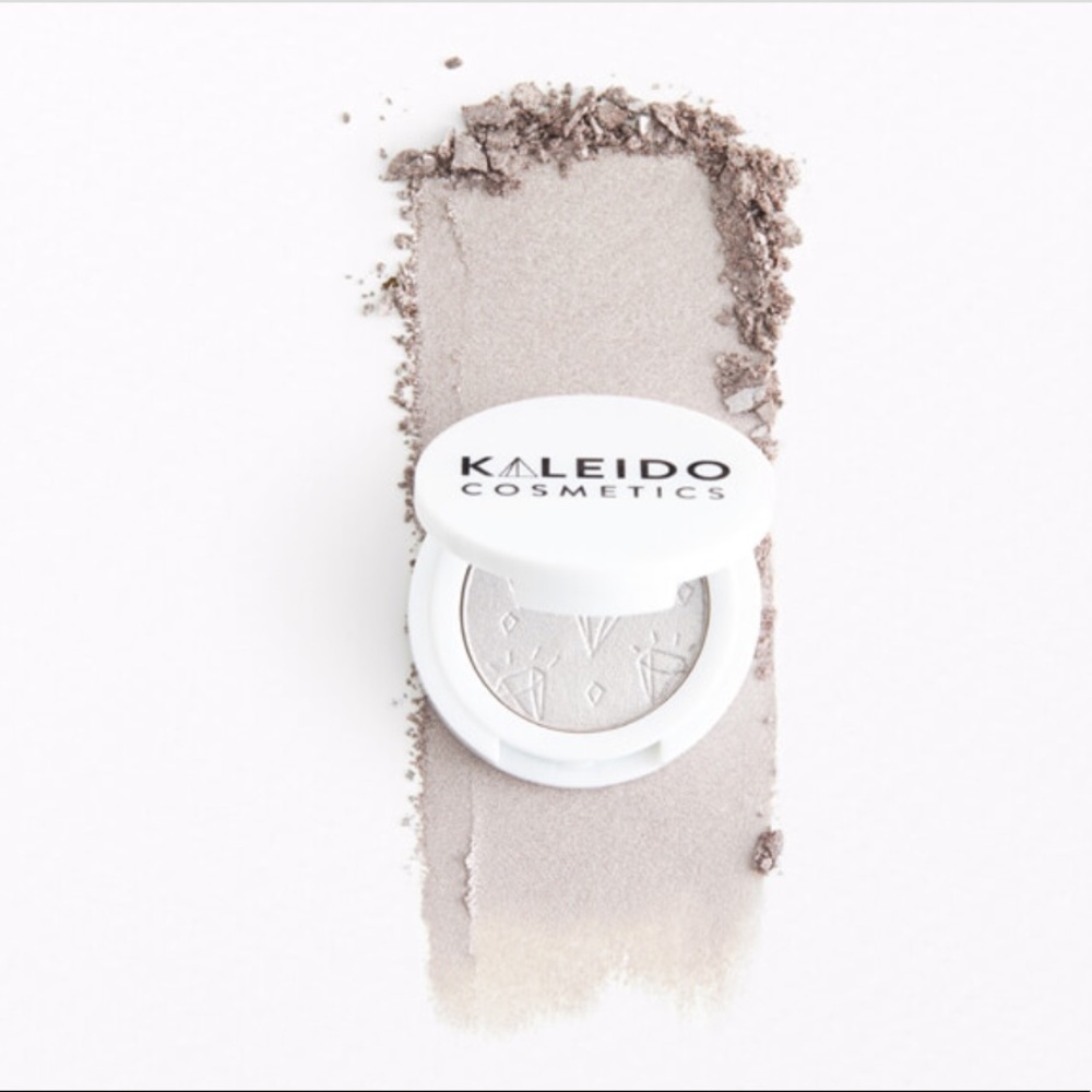 Diamond Foils Eyeshadow in Sizzle